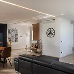 The Flat - Penthouse With Amazing Seview, Barbecue & Apartment *