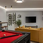 The Flat - Penthouse With Amazing Seview, Barbecue & 아파트