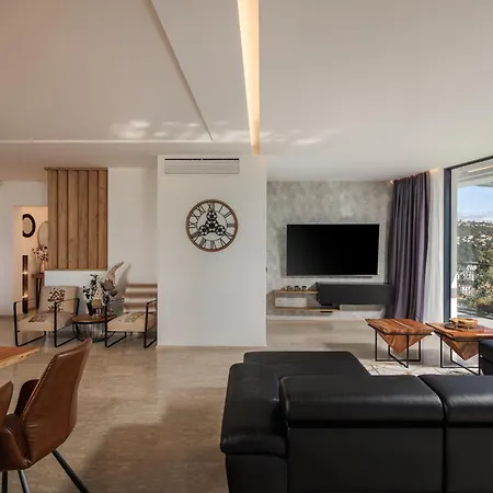 Luxury Seaview Penthouse With Private Parking, Terrace, Barbecue & *