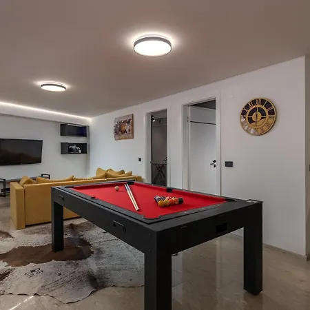 The Flat - Penthouse With Amazing Seview, Barbecue & Opatija