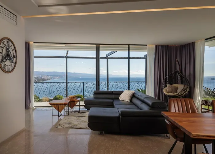 The Flat Opatija - Penthouse With Private Pool, Barbecue & More