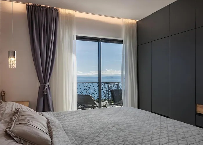 The Flat Opatija - Penthouse With Private Pool, Barbecue & More * אופטיה