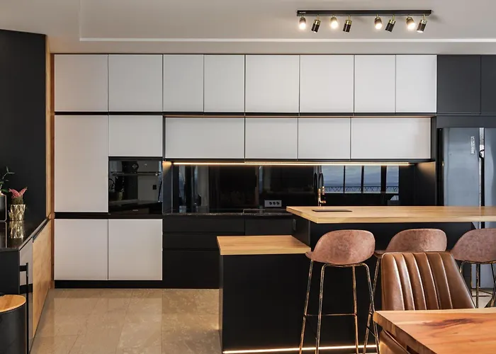 דירה The Flat Opatija - Penthouse With Private Pool, Barbecue & More אופטיה