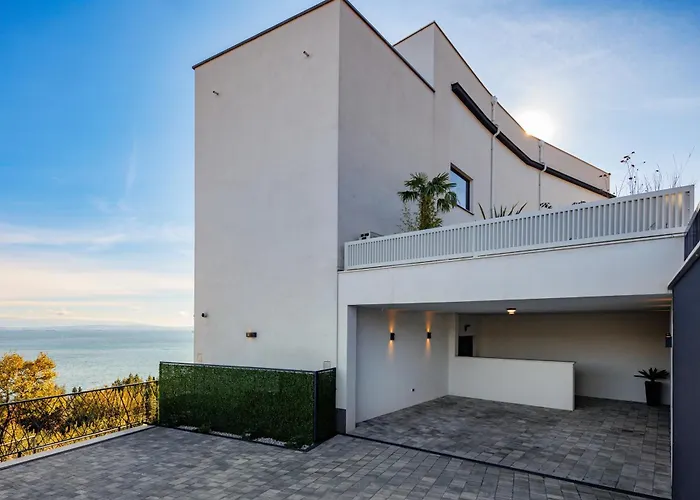 The Flat Opatija - Penthouse With Private Pool, Barbecue & More *