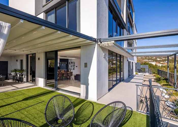 شقة The Flat - Penthouse With Private Pool, Barbecue &